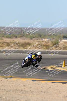 media/Oct-20-2024-CVMA (Sun) [[d4a3dff211]]/Race 3-Amateur Supersport Middleweight/